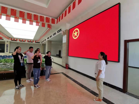 &ldquo;我與祖國共奮進――國旗下的演講&rdquo;特別主題團日活動